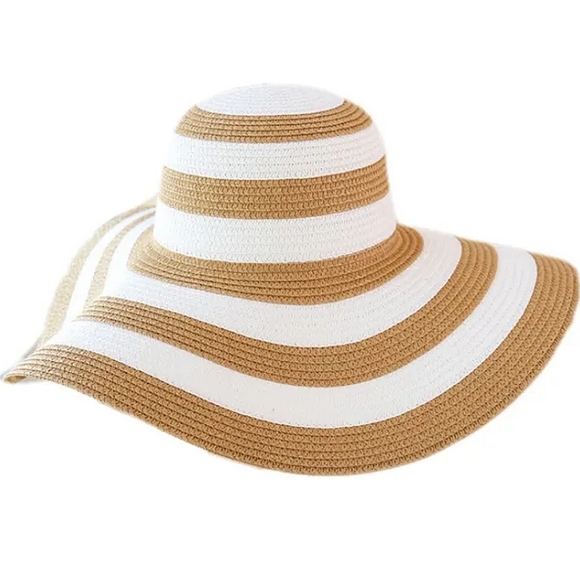 Accessories - 💎Tan & White Beach Hat NWOT💎